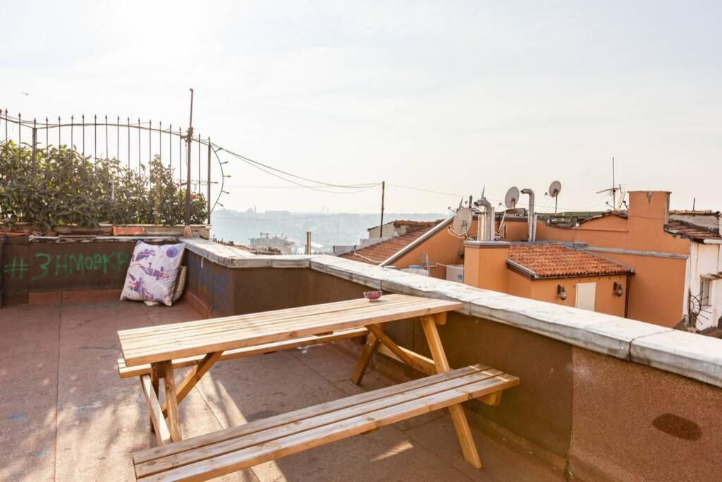 Ferienwohnung Sincere Istanbul Experience In Galata Area. Exterior foto